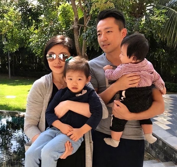 安福相册 台媒曝徐家不争侍奉权，让汪小菲带回北京，但愿张兰筱梅善待孩子