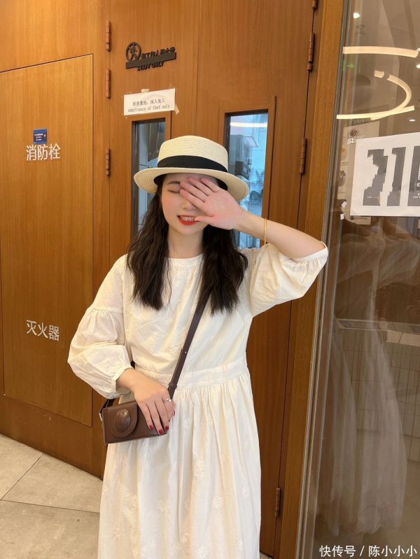 安福相册 先生：大略又恋爱了｜初恋小白裙 小个子OOTD