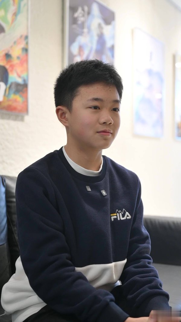 安福相册 11 岁“小孩哥”王智行：一口辣条音，配活申小豹