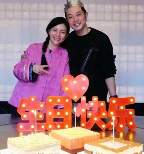 安福相册 胡可庆生照曝光！沙溢颜值回春，小鱼儿胖度惊呆世东谈主