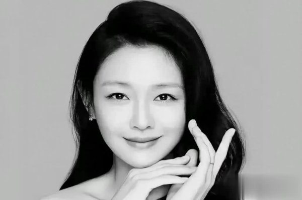 安福相册 缓过来了！汪小菲马筱梅被偶遇，北京吃高等法餐，争养活权有阻扰