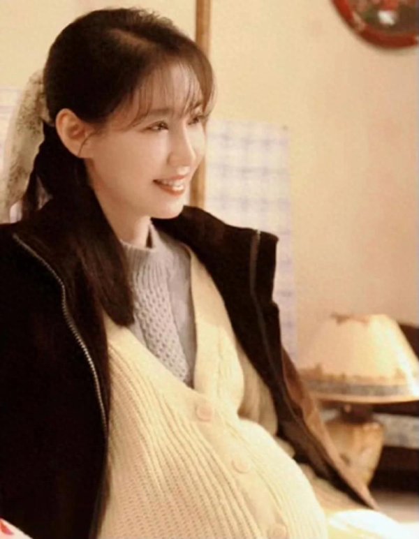安福相册 演完《知否》演《六姊妹》，她总演神思女