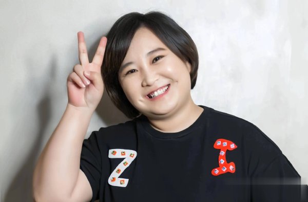 莆田安福相册 无缘春晚，遭综艺“开除”，还退出公司的贾玲，到底阅历了什么？