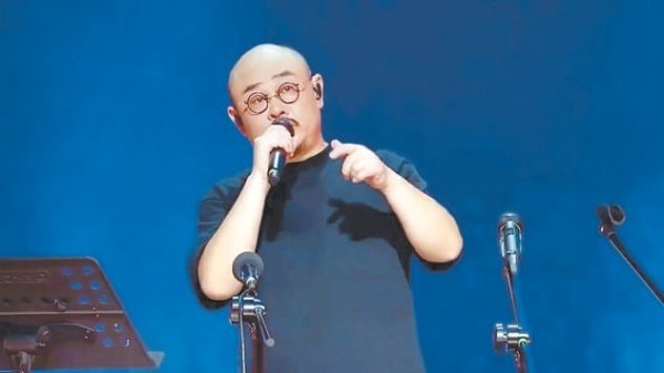 安福相册 刀郎：从“西域情歌”到“村歌”