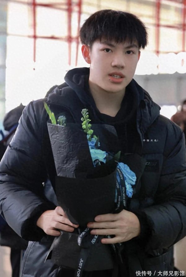 安福相册 笑不活了！黄友政和韩菲儿又双叒叕温雅了对方，看来吵架又互删了