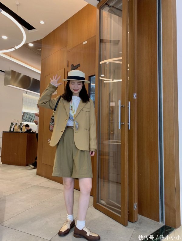 安福相册 这个西装也太绝了吧！｜小个子OOTD