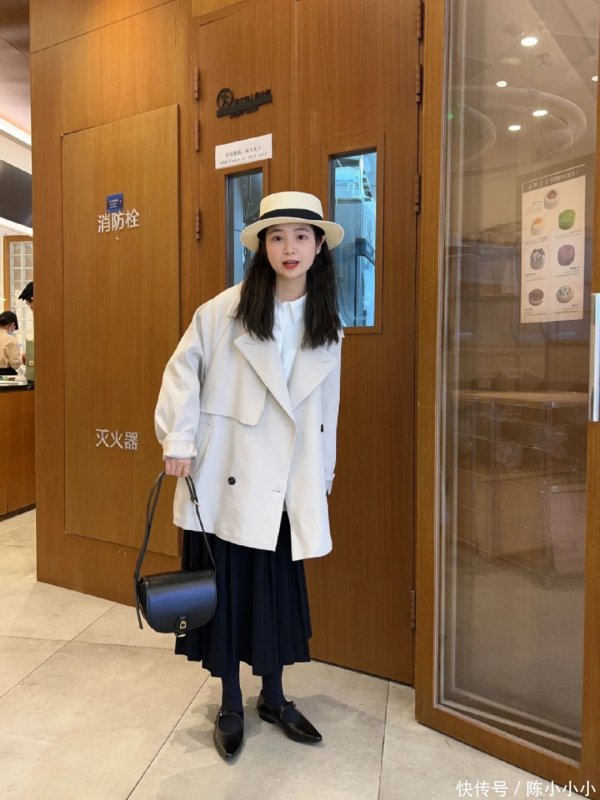 安福相册 职场打工东谈主绝绝子风衣来啦｜157小个子OOTD