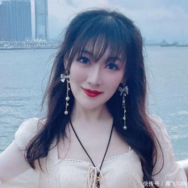 莆田安福相册 突发！40岁女歌手申烨不安然物化，提前写好讣告，屡次登上央视舞台