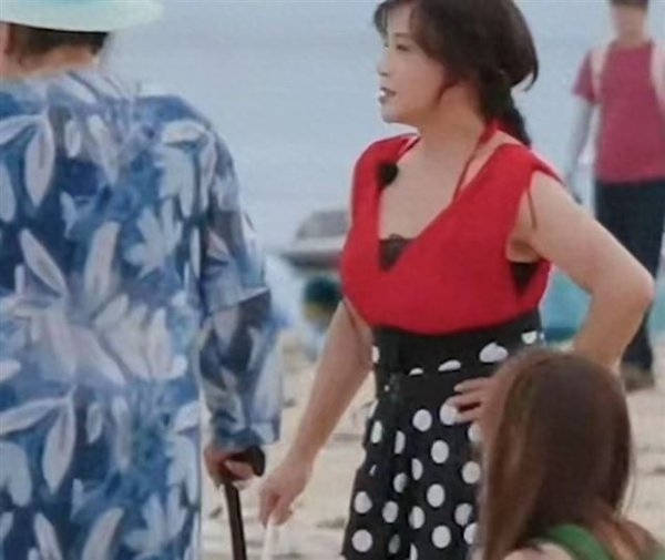 莆田安福相册 内娱后继无东谈主？爷奶年岁的他们仍在拚命！