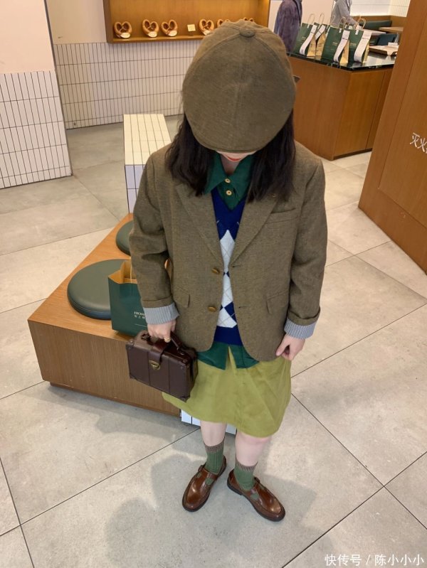 安福相册 撞翻调色盘的相沿穿搭  绝了！小个子OOTD