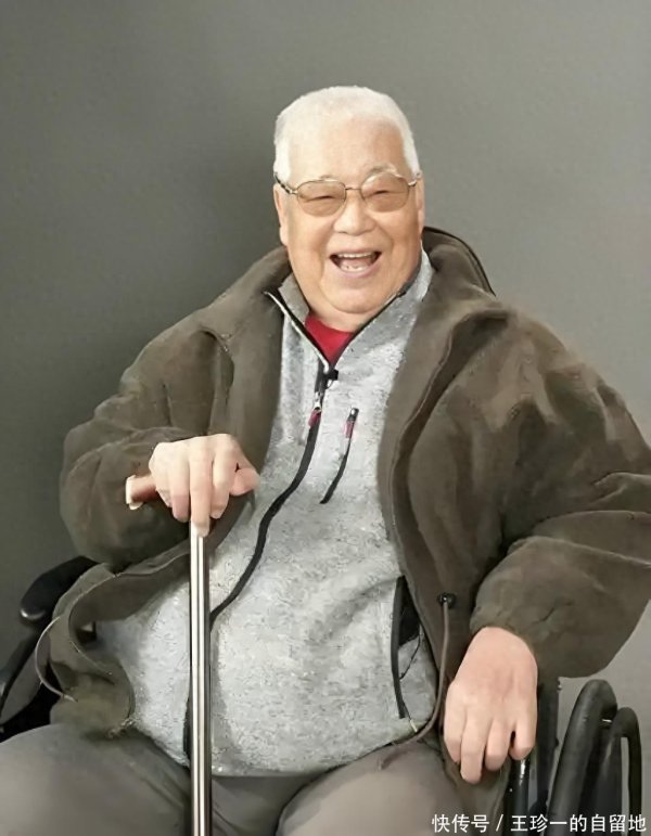 安福相册 于洋的葬礼：女儿哭肿双眼，陶玉玲葛优现场送别，东床头发全白了