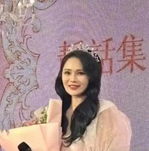 莆田安福家园 57岁伊能静免检生图引热议，岁月难掩其风姿