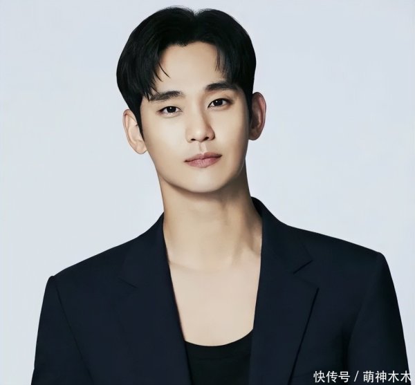 安福相册 金秀贤千里默三天！金赛纶家属捏续放锤，娱记喊话：还有更劲爆的图