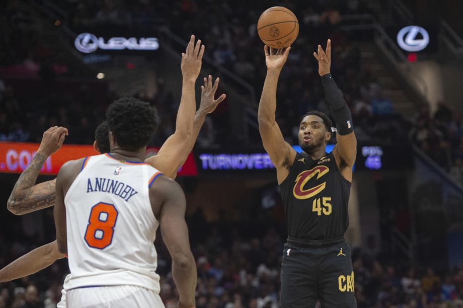 [图]米切尔领衔6东说念主得分上双 骑士狂胜尼克斯取6连胜安福相册