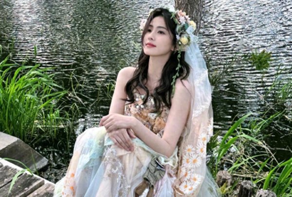 安福相册 于正喊话新剧要给行业上一课，能成下部《墨雨云间》？女主又单扛