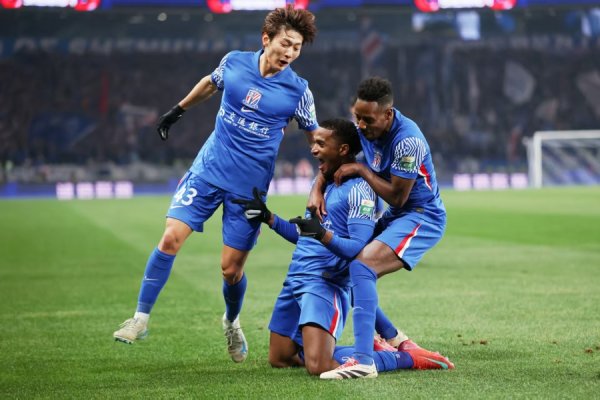 安福相册 新民体育｜开幕大戏演出绝杀 路易斯+米内罗：申花锋线的化学响应来了！