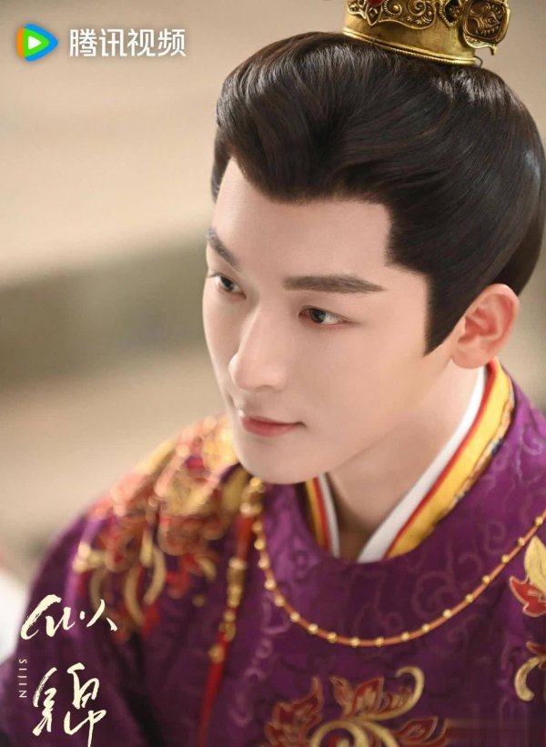 莆田安福相册 张晚意拍4寰宇跪戏，膝盖红肿太敬业！