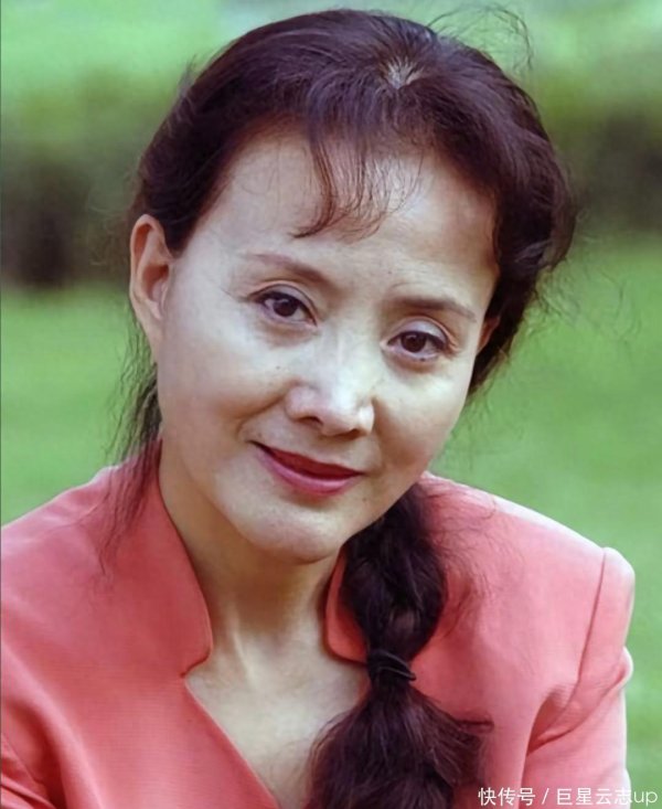 莆田安福相册 69岁演员高英死一火，曾参演《东说念主民的方式》，终末出面面颊凹下憔悴