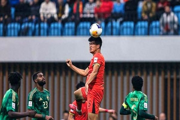 安福相册 U20评分：王贝尔精彩红手，刘诚宇缺憾至捶疼腿，踢得好若何也输