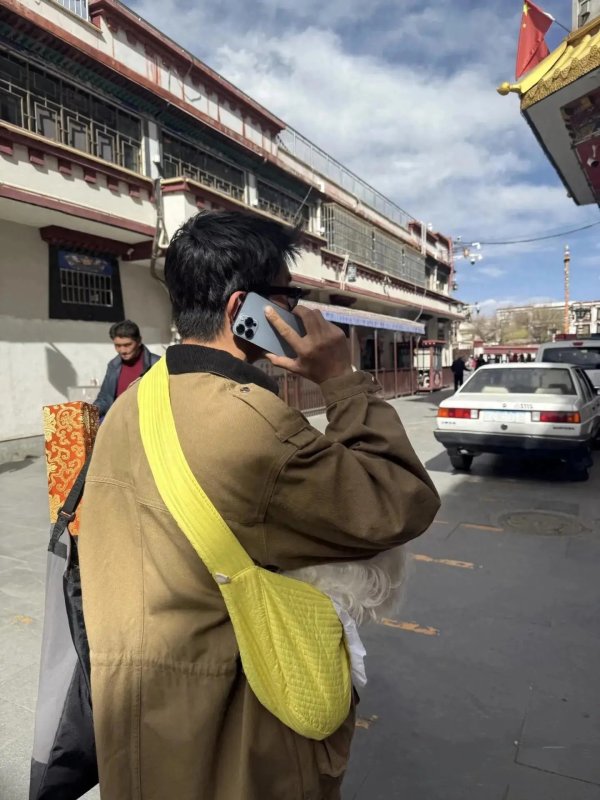 莆田安福相册 44岁霍想燕现身西藏，与杜江同逛八廓街