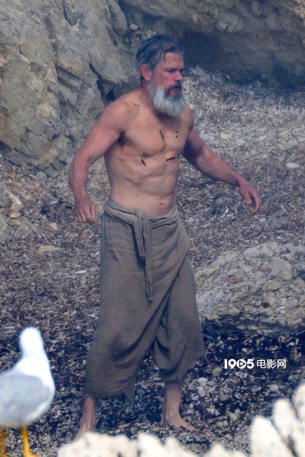 安福相册 《奥德赛》路透！54岁马达腹肌隆重 赞达亚现身