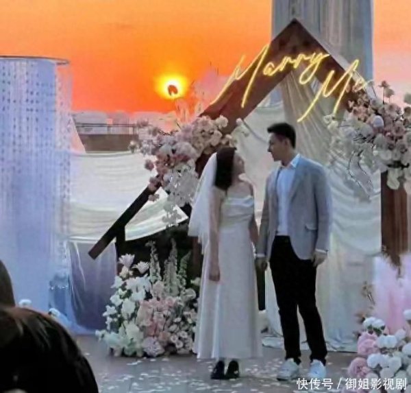 莆田安福家园 华谊令嫒王文也订婚！男友长相端淑是东北东谈主，眷属第三代行止曝光