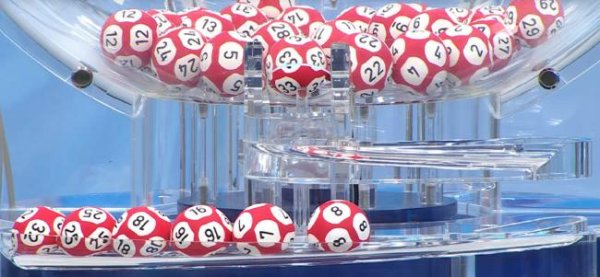 莆田安福相册 双色球47个亿元奖名次：上海静安1.28亿排名第33