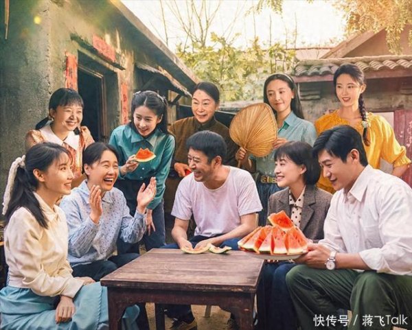 安福相册 上春晚没红、演了60多部戏也没红，42岁演《六姊妹》终于大富大贵