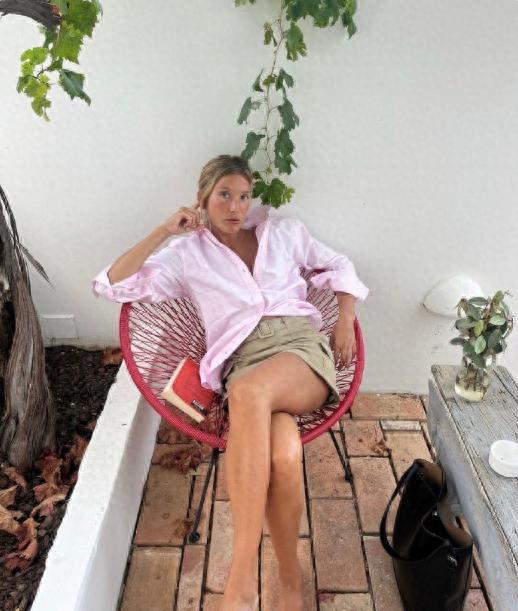 安福相册 法国ins前锋博主sofiamoserleitao 高等感撞色秋冬穿搭