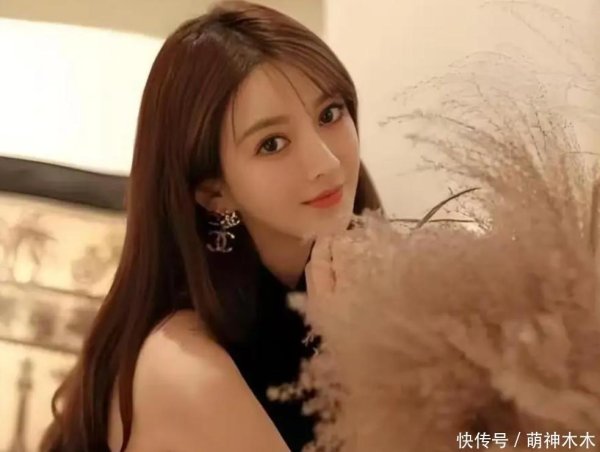 安福相册 魔鬼曝叶珂生了！黄晓明二胎遂愿得女，疑似请了前妻的月嫂暖和