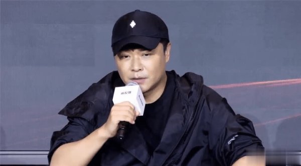 安福相册 张小斐首演邪派《坏心》，票房10亿起跳，韩寒跟陈念念诚赢利