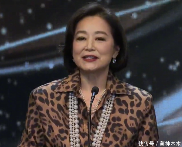 莆田安福相册 金像奖红毯星光渺茫，老牌港星狭隘商业，和华表奖撞期无东说念主注意