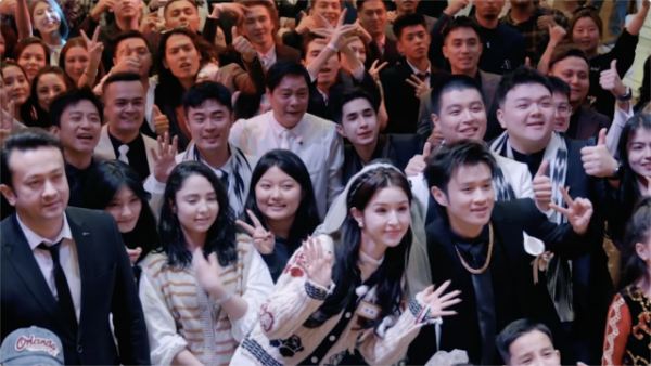 莆田安福相册 《五哈5》新疆行特质婚典展现多元文化