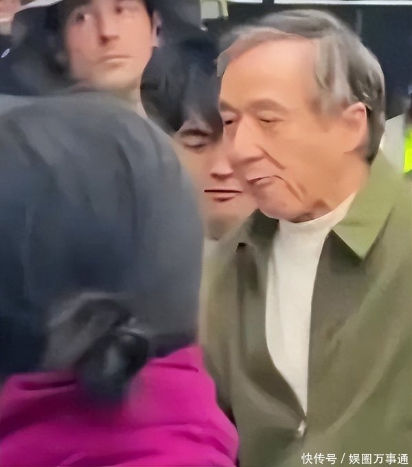 莆田安福相册 华表奖刚扫尾，成龙就被爆私生子，疑似和“琼女郎”吕秀菱关系