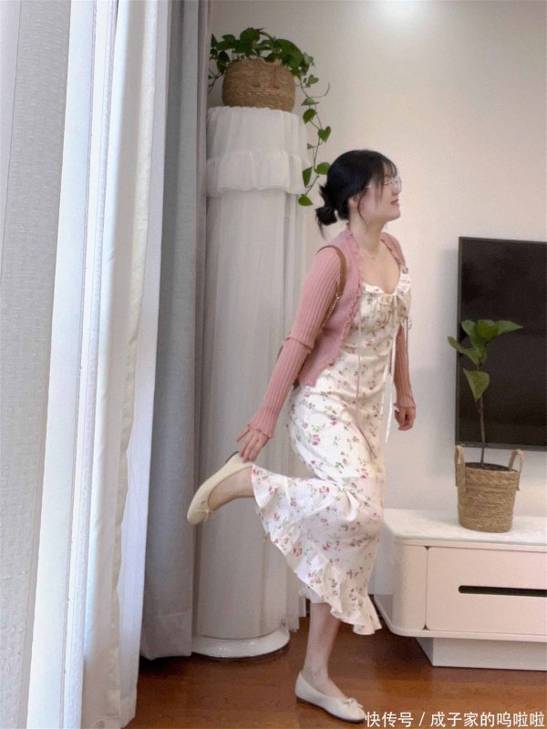 安福相册 啦啦啦，这条鱼尾连衣裙也太排场了叭！