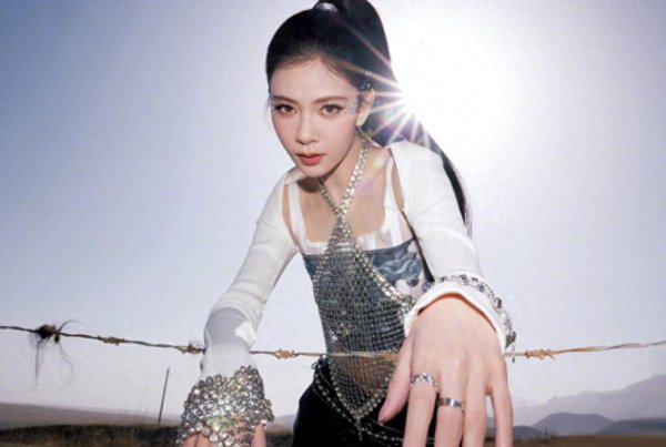 莆田安福相册 《乘风2025》宋妍霏硬刚李晟玩“抱团”，却将2位姐姐拖下水