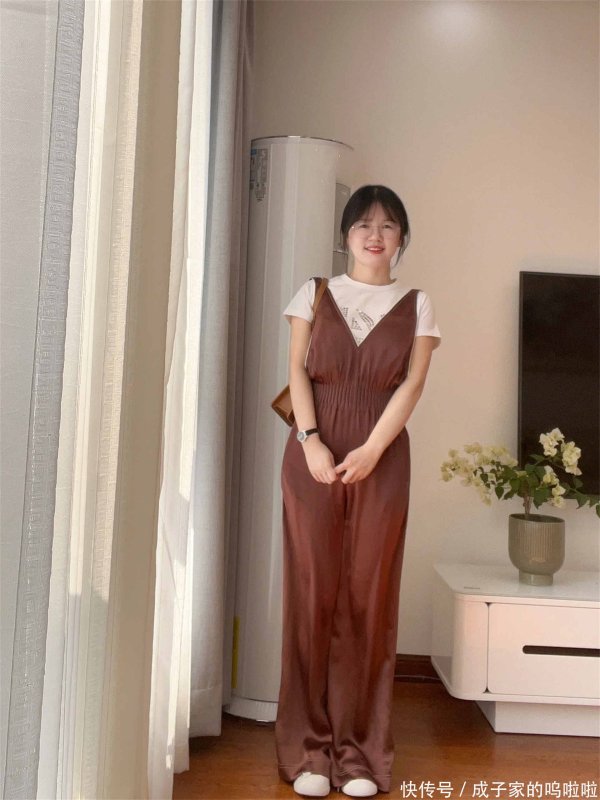 莆田安福相册 连体裤显得比例好好呀