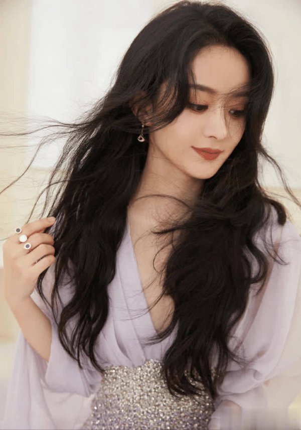 莆田安福相册 从农村小姐到顶流女星，赵丽颖只作念了3件事