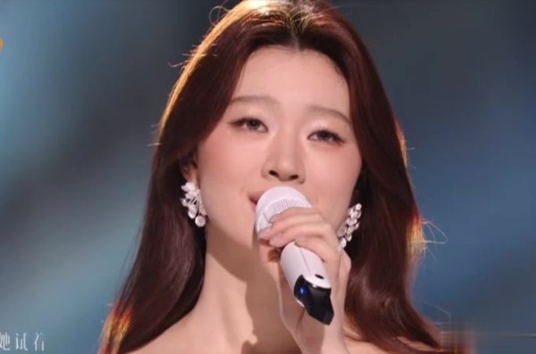 安福相册 《歌手》：单依纯《珠玉》惊艳，林志炫《悟空》疯癫！