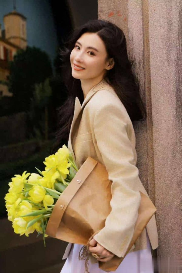 莆田安福相册 43岁张柏芝仳离13年再谈爱情：不要男东谈主，也能活得漂亮