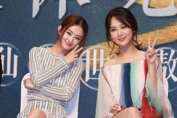 莆田安福相册 杨紫胡歌新剧未播先火！晒伤妆警服照引爆全网