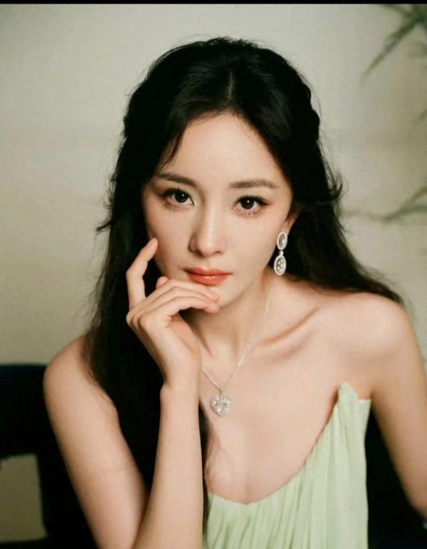 莆田安福相册 林更新签约杨幂新公司？文娱圈又要有大动作！