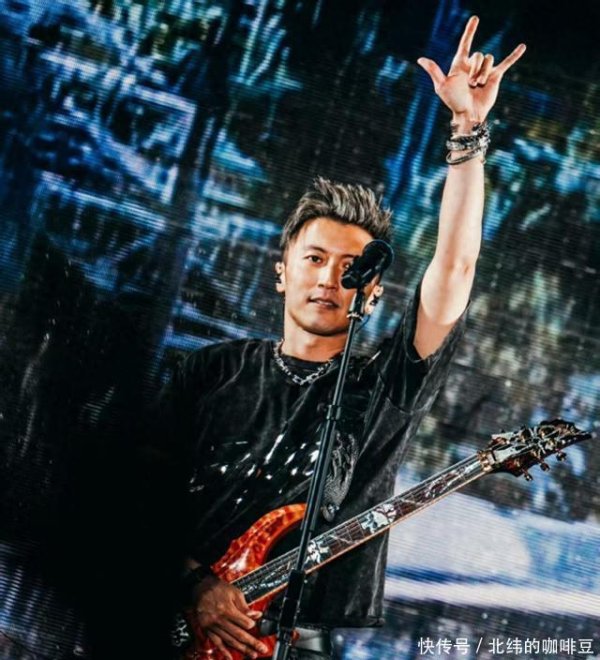 莆田安福家园 王菲现身谢霆锋演唱会，“锋菲恋”甜密平安，网友喊话快成亲