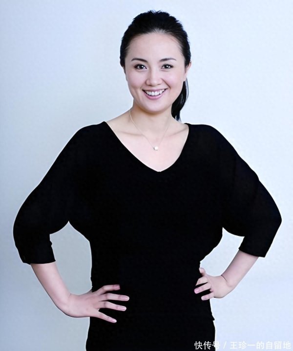 安福相册 李乃文三次怀念朱媛媛，却被网暴，无奈说念歉，郭德纲的话终于有东说念主信了