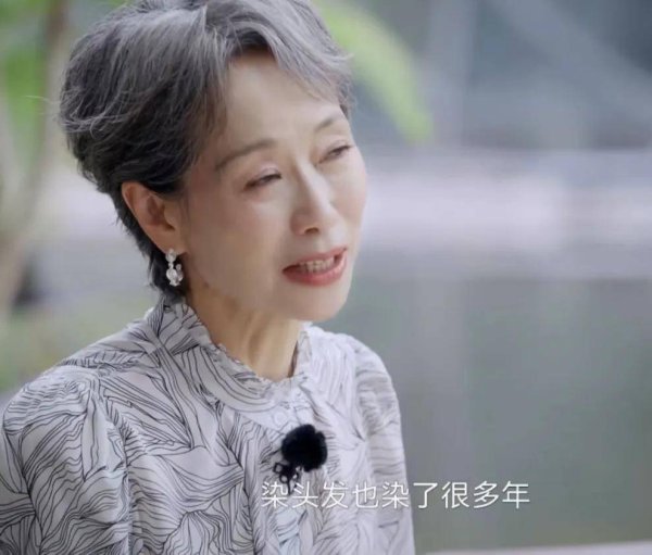 莆田安福相册 叶童被问保握鹤发那一刻思法是啥？