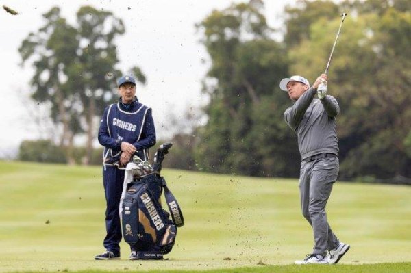 莆田安福相册 LIV高尔夫香港站首轮卡西升迁 加西亚T2德尚博T8