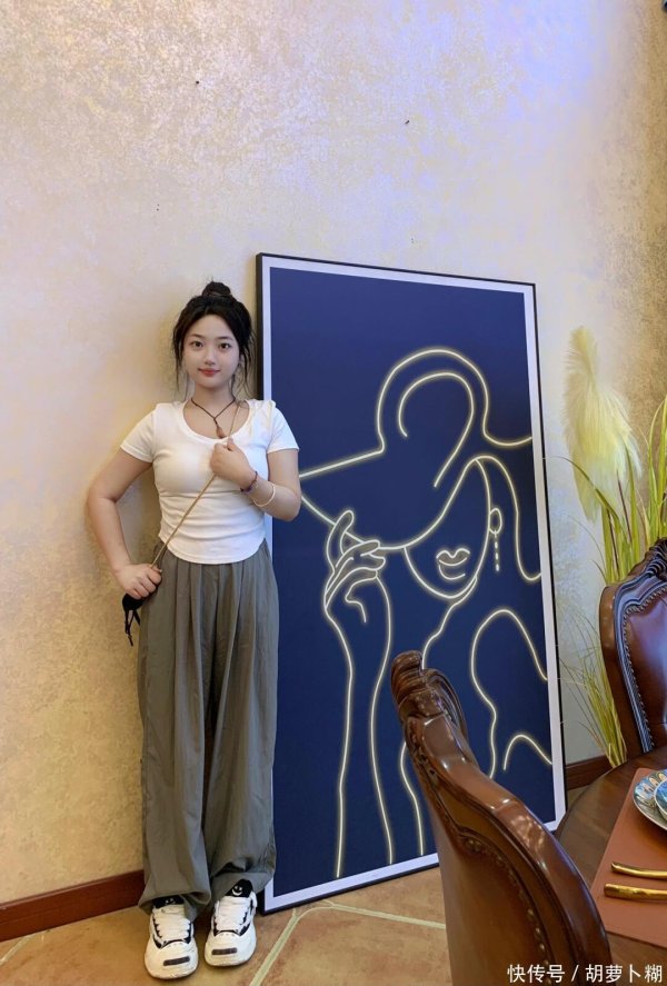 安福相册 158110｜微胖内助踊跃尝试上短下长！超显瘦