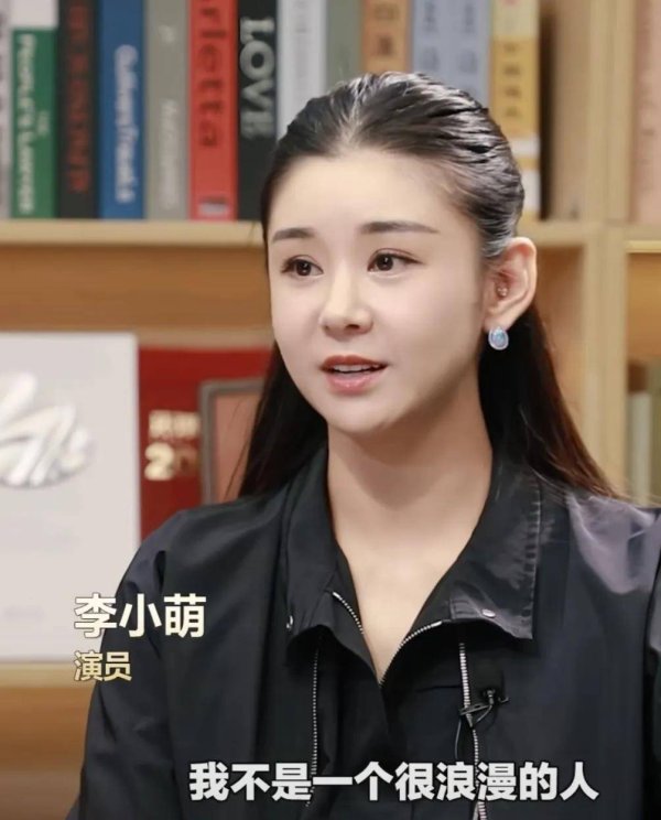 莆田安福相册 李小萌称我方不浮松，先生比她浮松