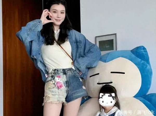 安福相册 看了何猷君儿女的近照，终于发现奚梦瑶基因的雄伟，何家赢麻了