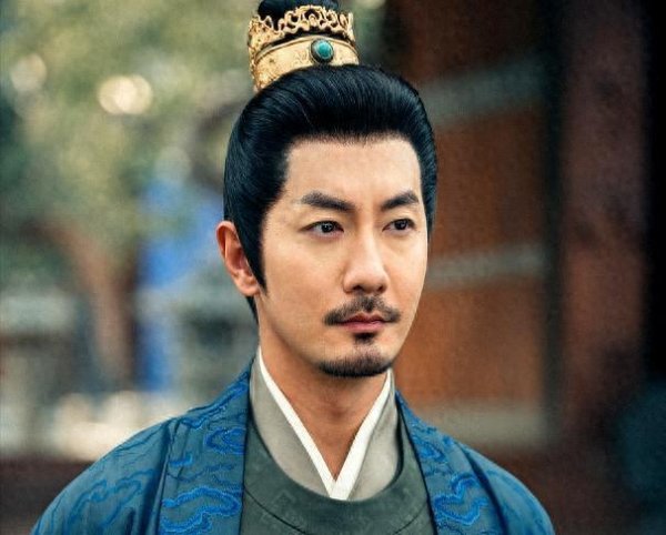 莆田安福家园 出谈多年不冷不热，当8年闇练生的他，联袂肖战终于红了